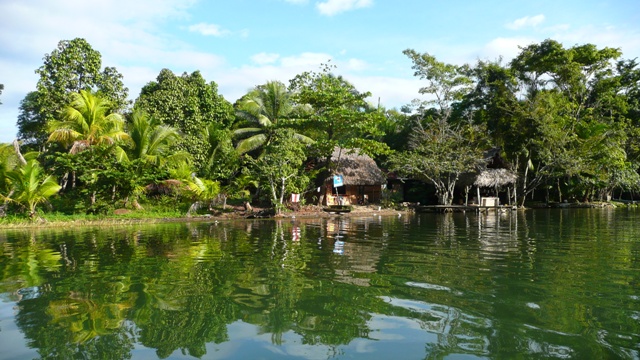 p1090209 Bootsfahrt am Rio Dulce