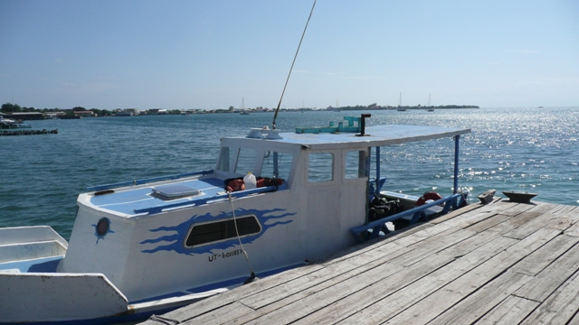 p1090334 Gertschi, ich hoffe du hast ein besseres Boot gefunden als dieses verhasste Ding