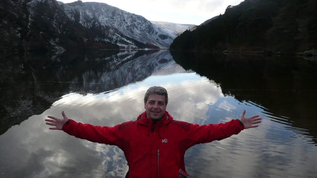 p1090574 Nane kann aber auch gut aussehen, hier am See in Glendalough